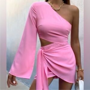 Runaway The Label Nami mini bubble gum one shoulder cut out women’s US 6 dress